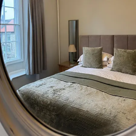 Bramwood Bed & Breakfast 4*