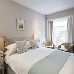 Bramwood Couette-café 4*