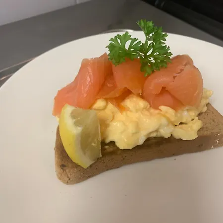 住宿加早餐酒店 布拉姆伍德住宿加早餐旅馆 4*