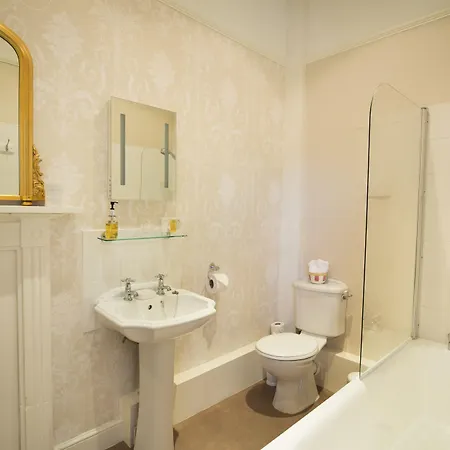 住宿加早餐酒店 布拉姆伍德住宿加早餐旅馆