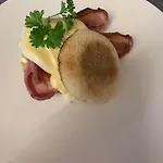 Bramwood Bed and breakfast 4*