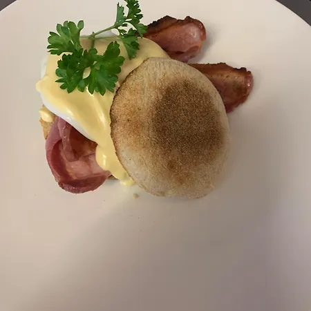 Bramwood Bed and breakfast 4*