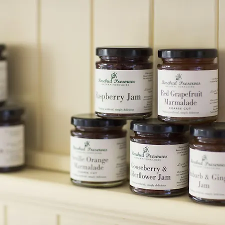 Bed and breakfast Bramwood 4*